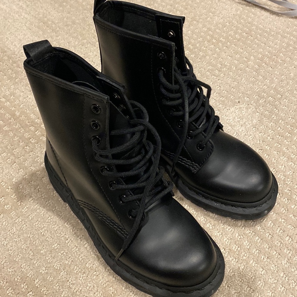 Dr Martin shoes